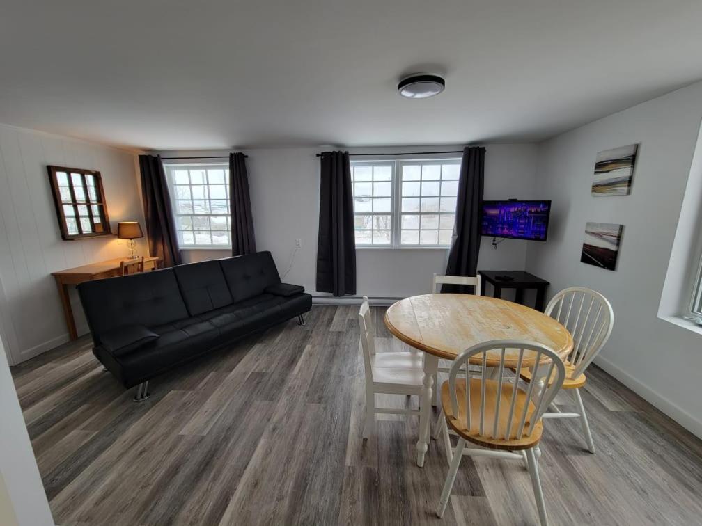 Aux 4 vents - Auberg'Inn Carleton-sur-Mer Extérieur photo