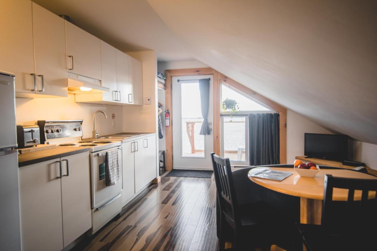 Aux 4 vents - Auberg'Inn Carleton-sur-Mer Extérieur photo